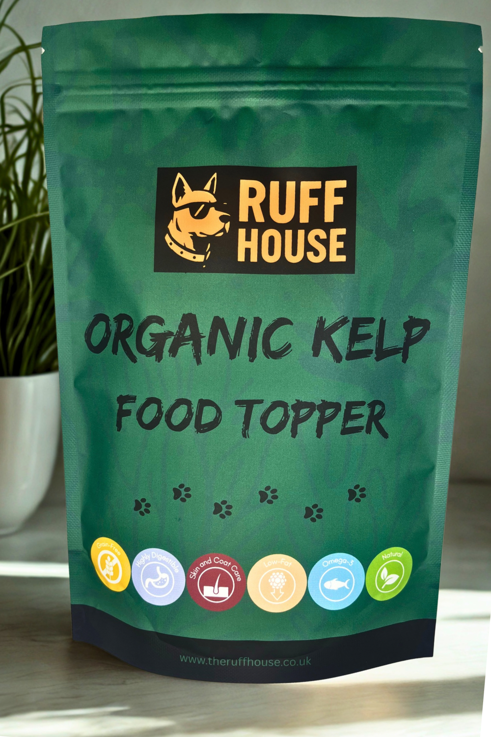 Ruffhouse Organic Kelp Dog Food Topper – Mineral‑Rich Skin, Coat & Dental Support – 100% Pure Seaweed (200g)